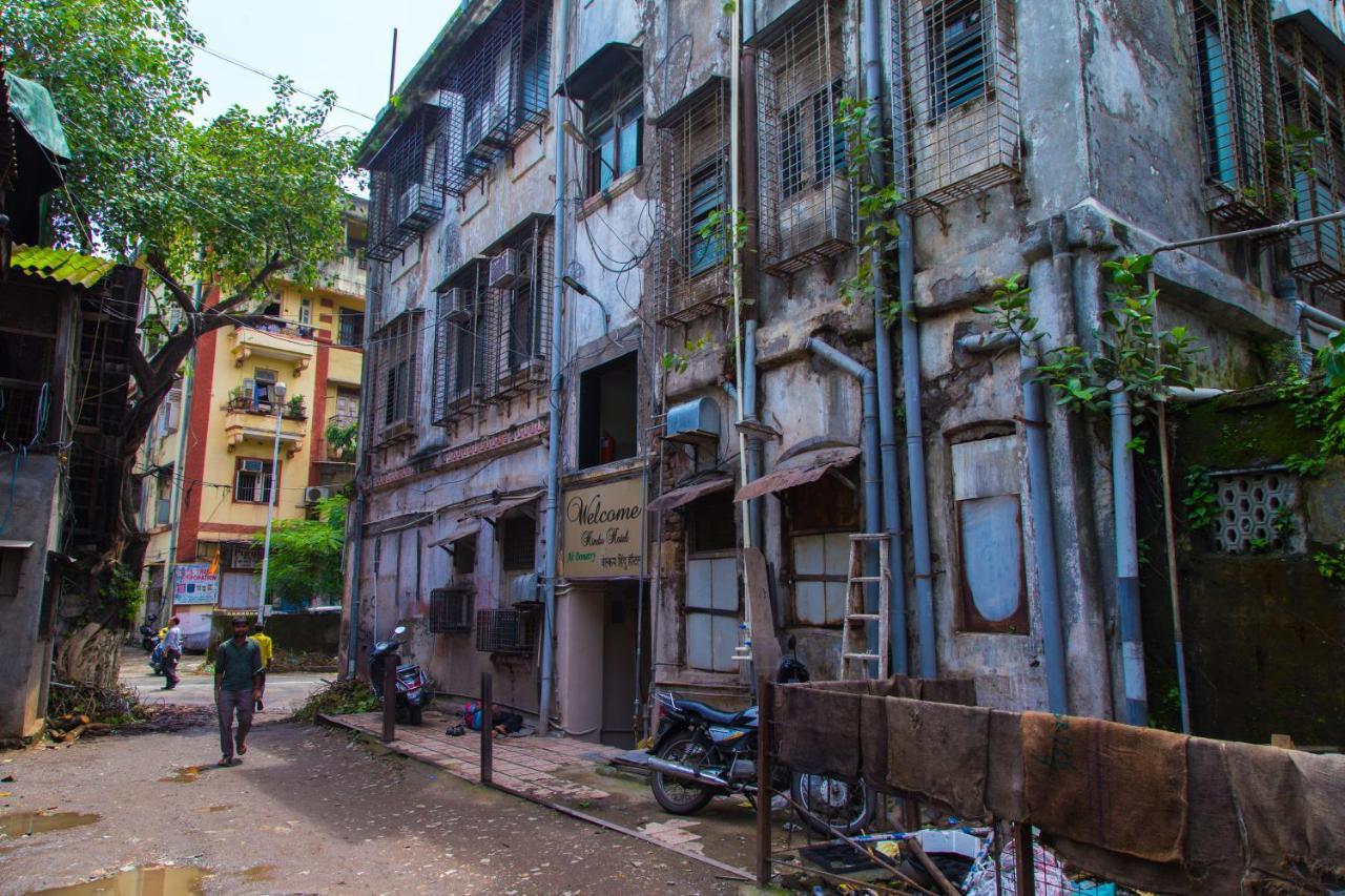 Hotel Tourister Bombay Esterno foto